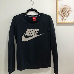 Nike Navy Crewneck Sweatshirt